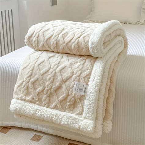 Patura Cocolino Groasa Dubla, Super Soft, Tip Tricotaj, cu Blanita, 200 x 230 cm